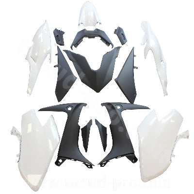 KIT CARENE 15 PEZZI CARENA YAMAHA TMAX 560CC 2020-2021 NERO LUCIDO CARENE VERSIONE TIPO ORIGINALE MADE IN TAIWAN NO CINA